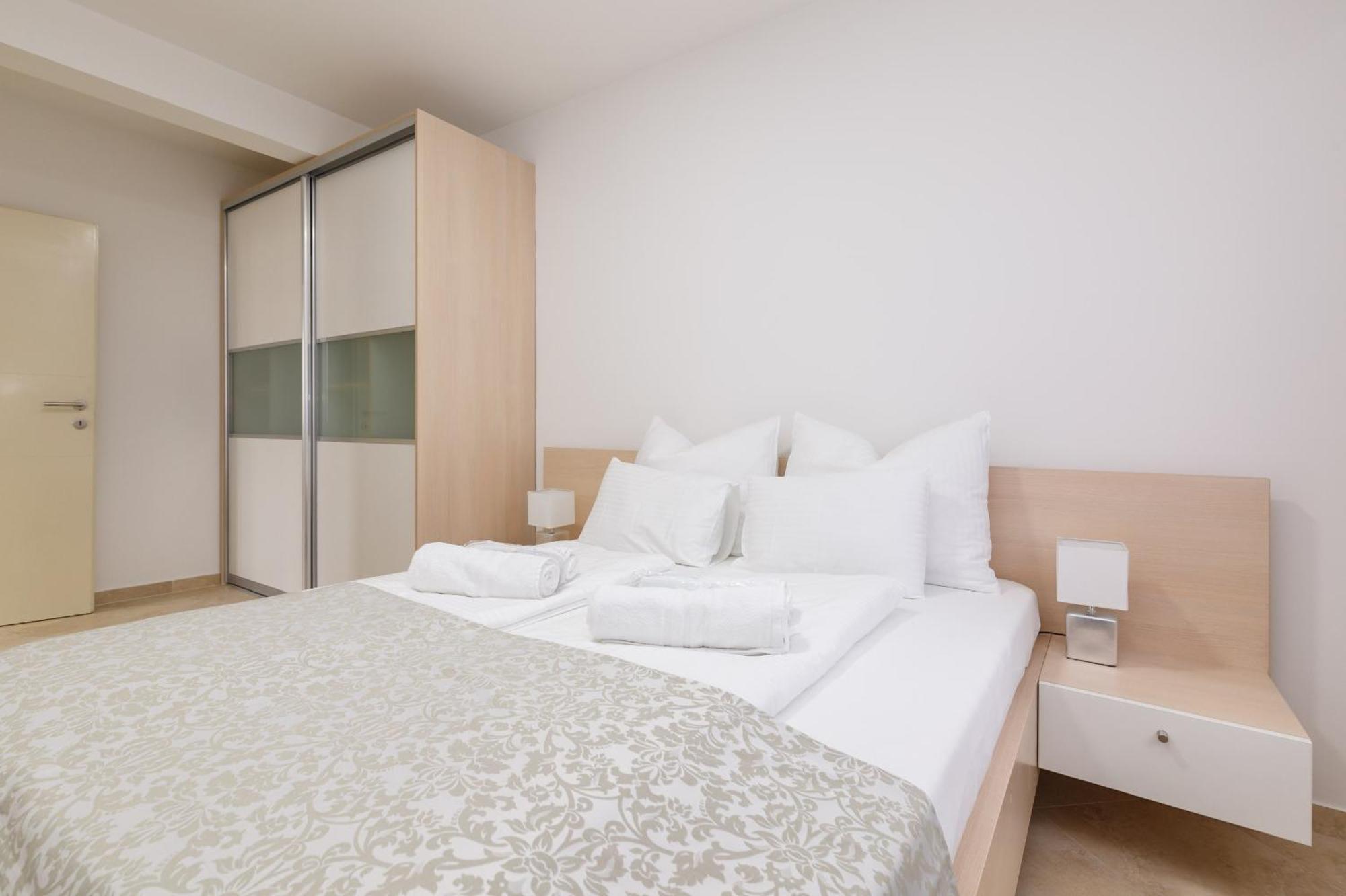 Apartmani Simi - The Wave Crikvenica Bagian luar foto