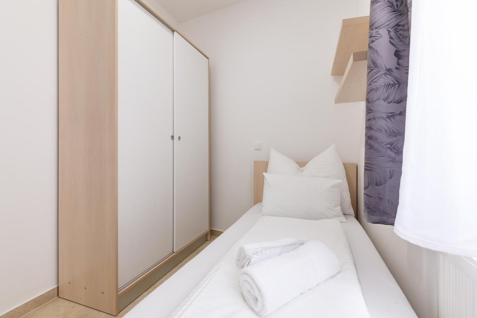 Apartmani Simi - The Wave Crikvenica Bagian luar foto