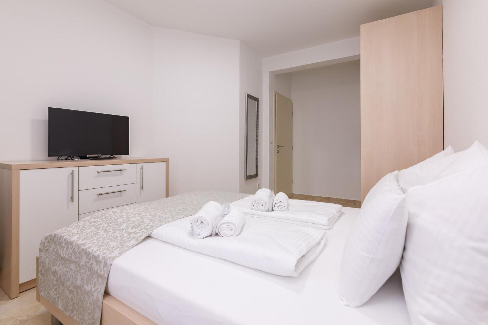 Apartmani Simi - The Wave Crikvenica Bagian luar foto