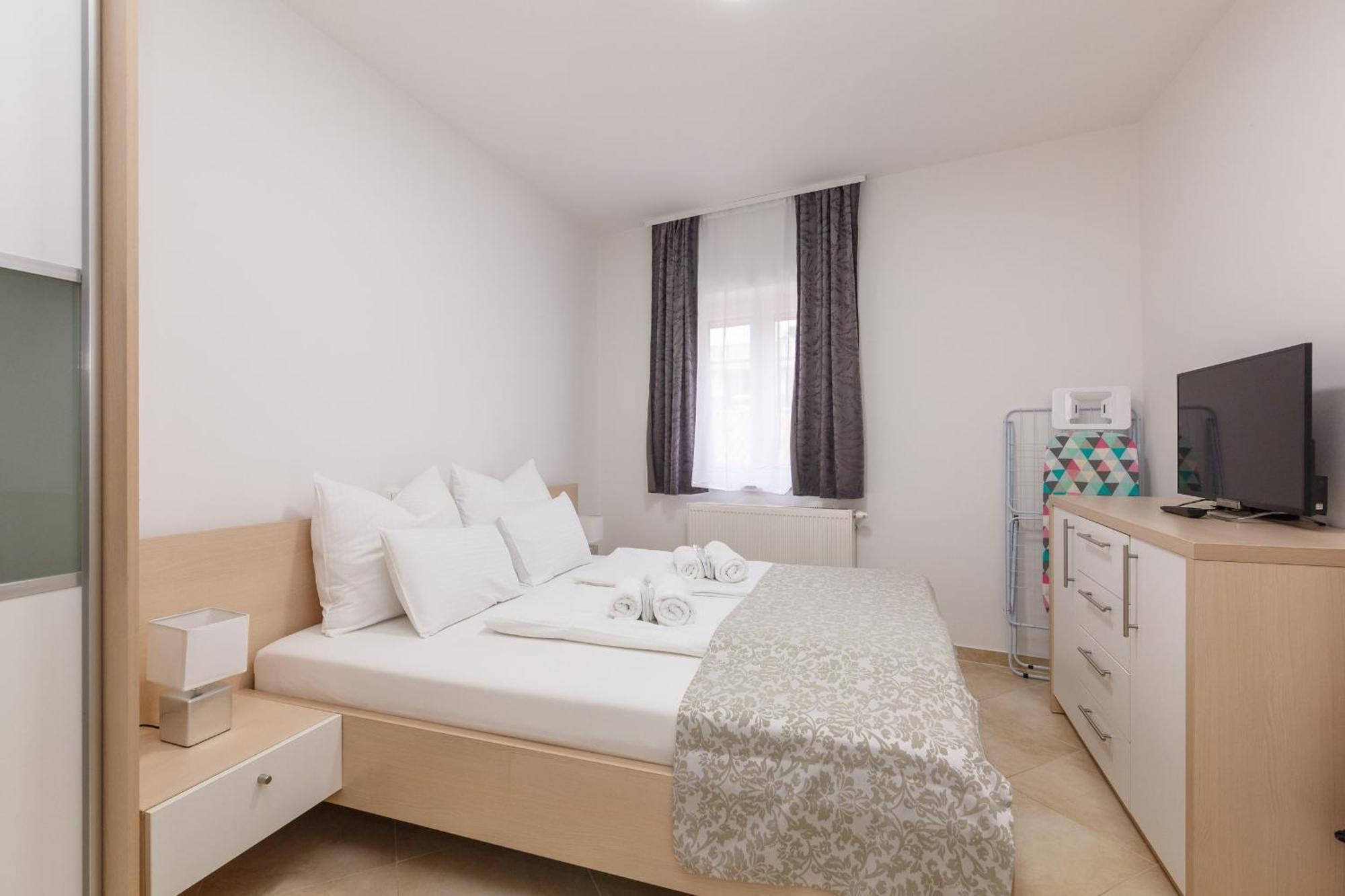 Apartmani Simi - The Wave Crikvenica Bagian luar foto