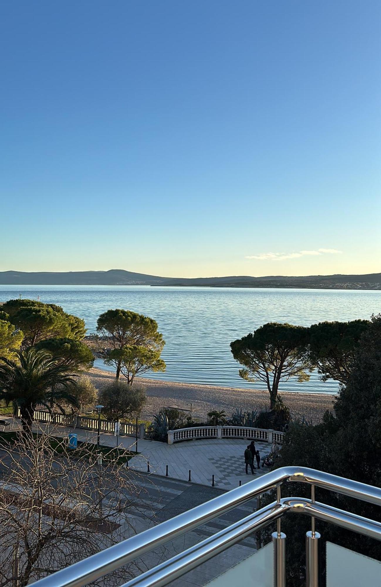 Apartmani Simi - The Wave Crikvenica Bagian luar foto