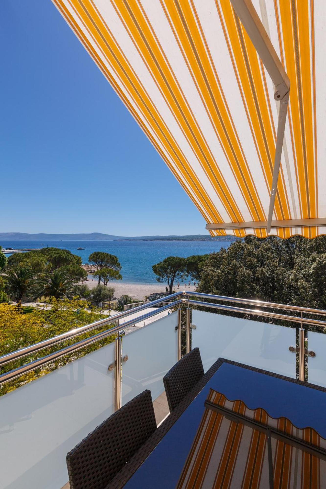 Apartmani Simi - The Wave Crikvenica Bagian luar foto